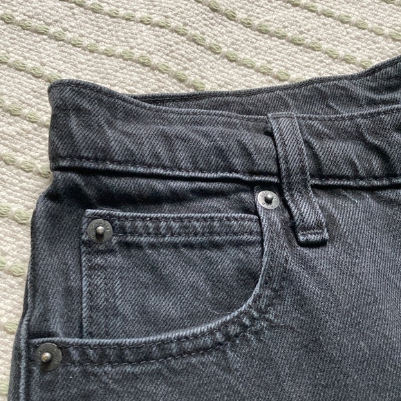 GAP Mom Jean - Picture 5 of 6